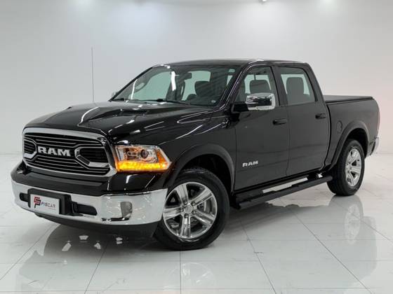 RAM CLASSIC 5.7 V8 GASOLINA LARAMIE CD 4X4 AUTOMÁTICO RAM CLASSIC 5.7 V8 GASOLINA LARAMIE CD 4X4 AUTOMÁTICO